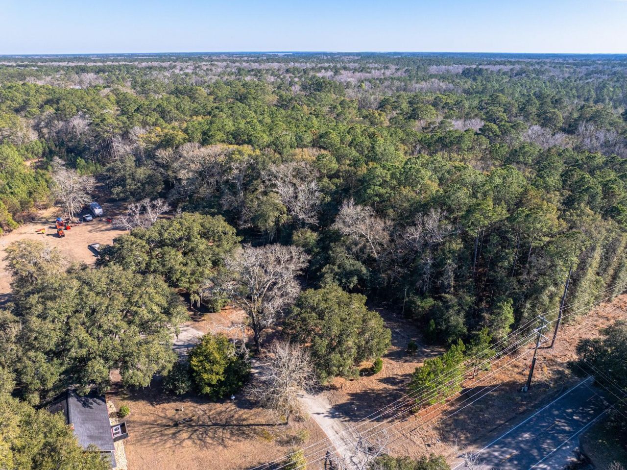 5112 Highway 174 Photo 4