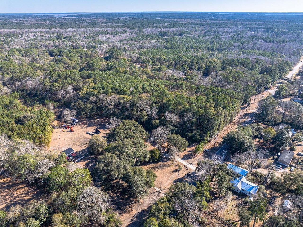 5112 Highway 174 Photo 7