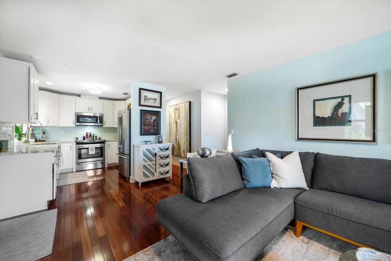 1875 Sunrise Boulevard, Clearwater, FL 33760 Photo