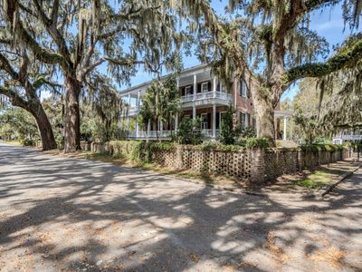 604 Pinckney Street, Beaufort, SC 29902
