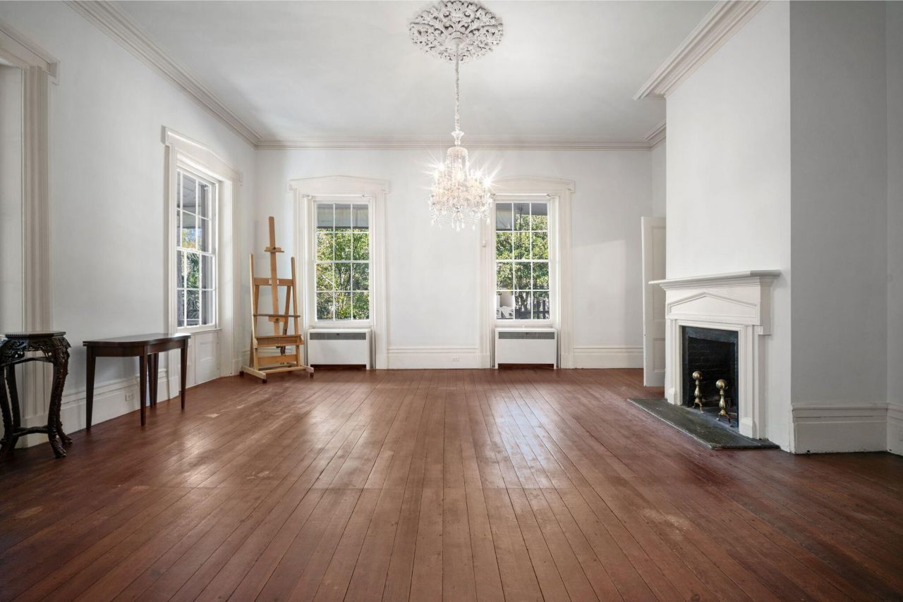 604 Pinckney Street Photo 11