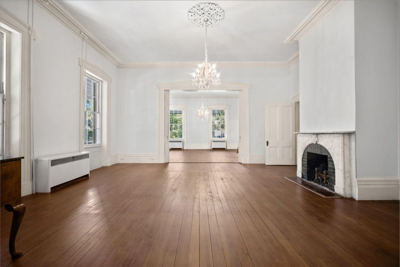 604 Pinckney Street Photo 14