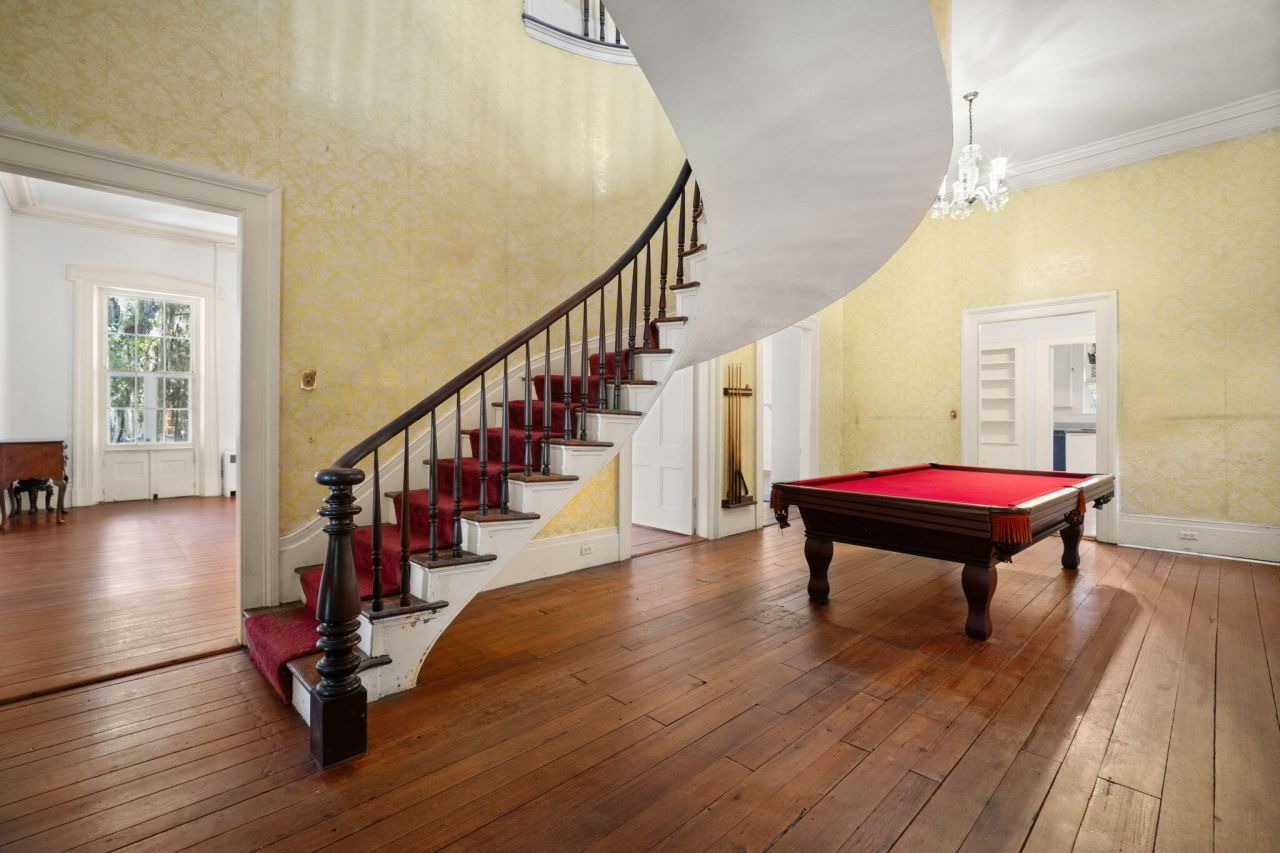 604 Pinckney Street Photo 17