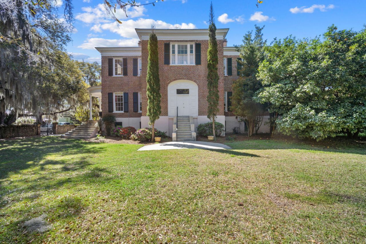 604 Pinckney Street Photo 24