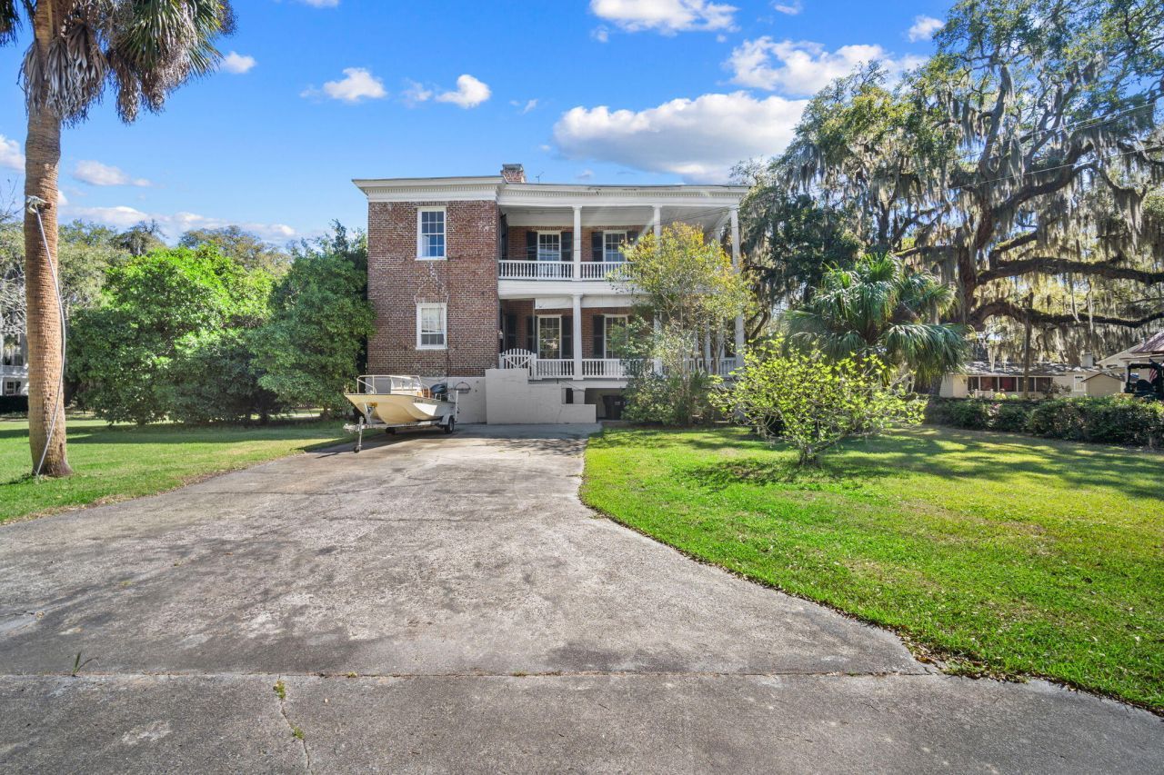 604 Pinckney Street Photo 27