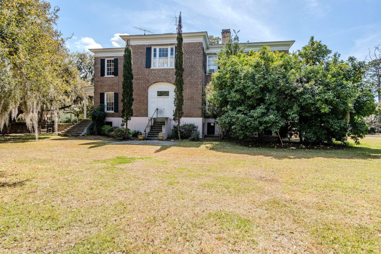 604 Pinckney Street Photo 29