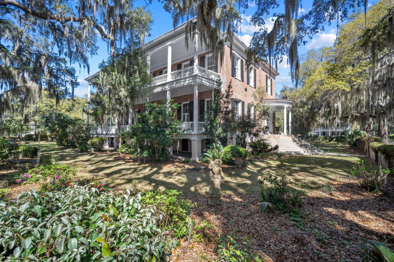 604 Pinckney Street Photo 31