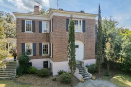 604 Pinckney Street photo 4