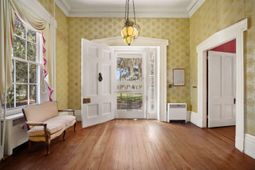 604 Pinckney Street photo 4