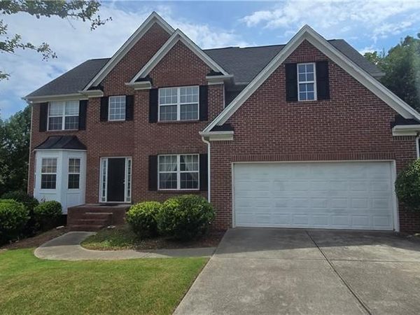 3811 Roxfield Drive, Buford, GA 30518