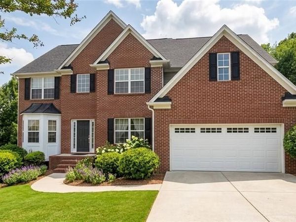 3811 Roxfield Drive, Buford, GA 30518