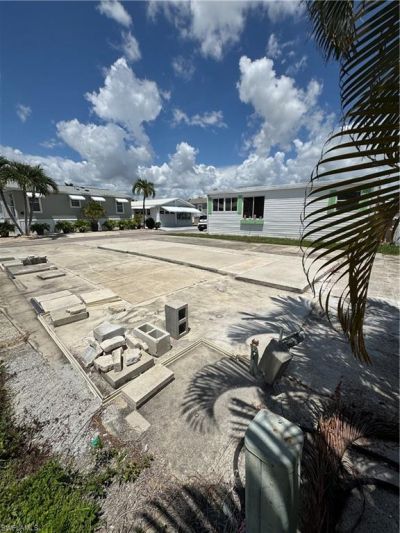 5769 Pink Panther Dr, Fort Myers, FL 33908 Photo