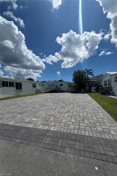 5769 Pink Panther Dr, Fort Myers, FL 33908 Photo
