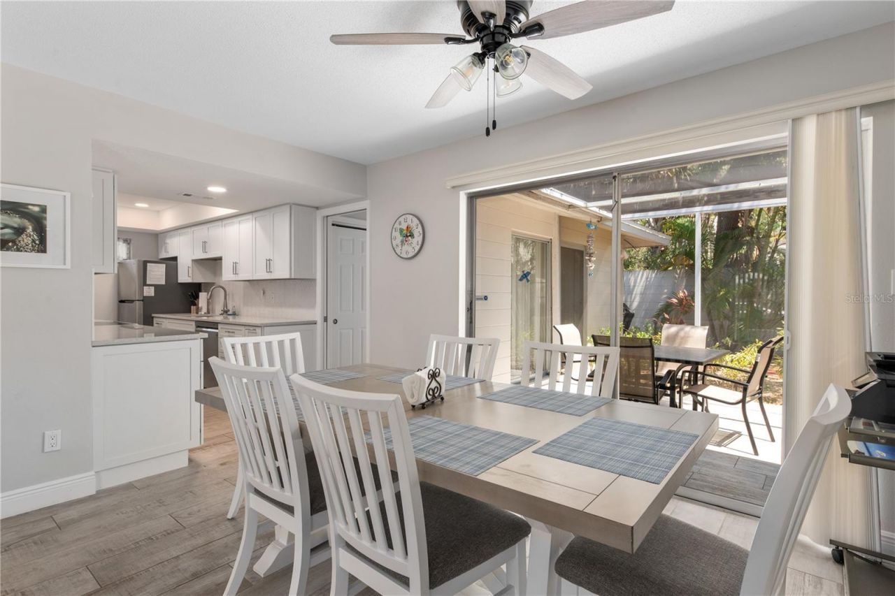 6005 Midnight Pass Road, Unit S4, Sarasota, FL 34242 Photo