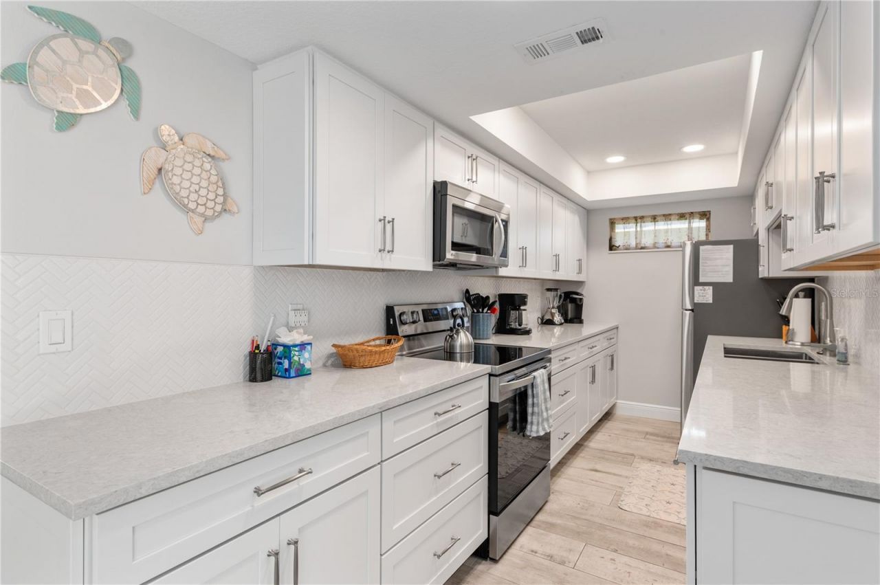 6005 Midnight Pass Road, Unit S4, Sarasota, FL 34242 Photo