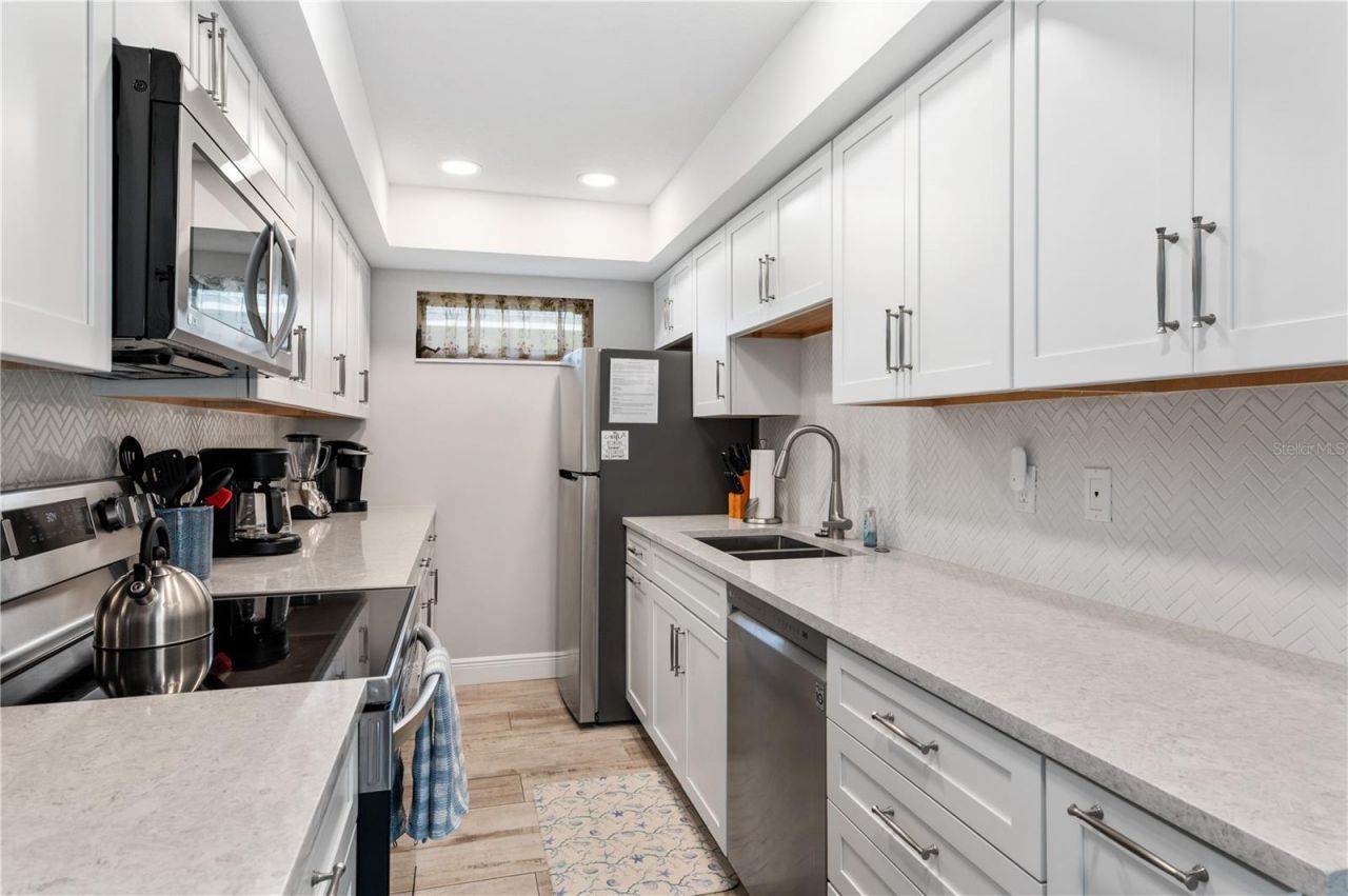 6005 Midnight Pass Road, Unit S4, Sarasota, FL 34242 Photo