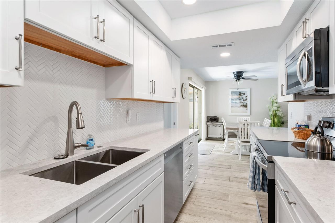 6005 Midnight Pass Road, Unit S4, Sarasota, FL 34242 Photo