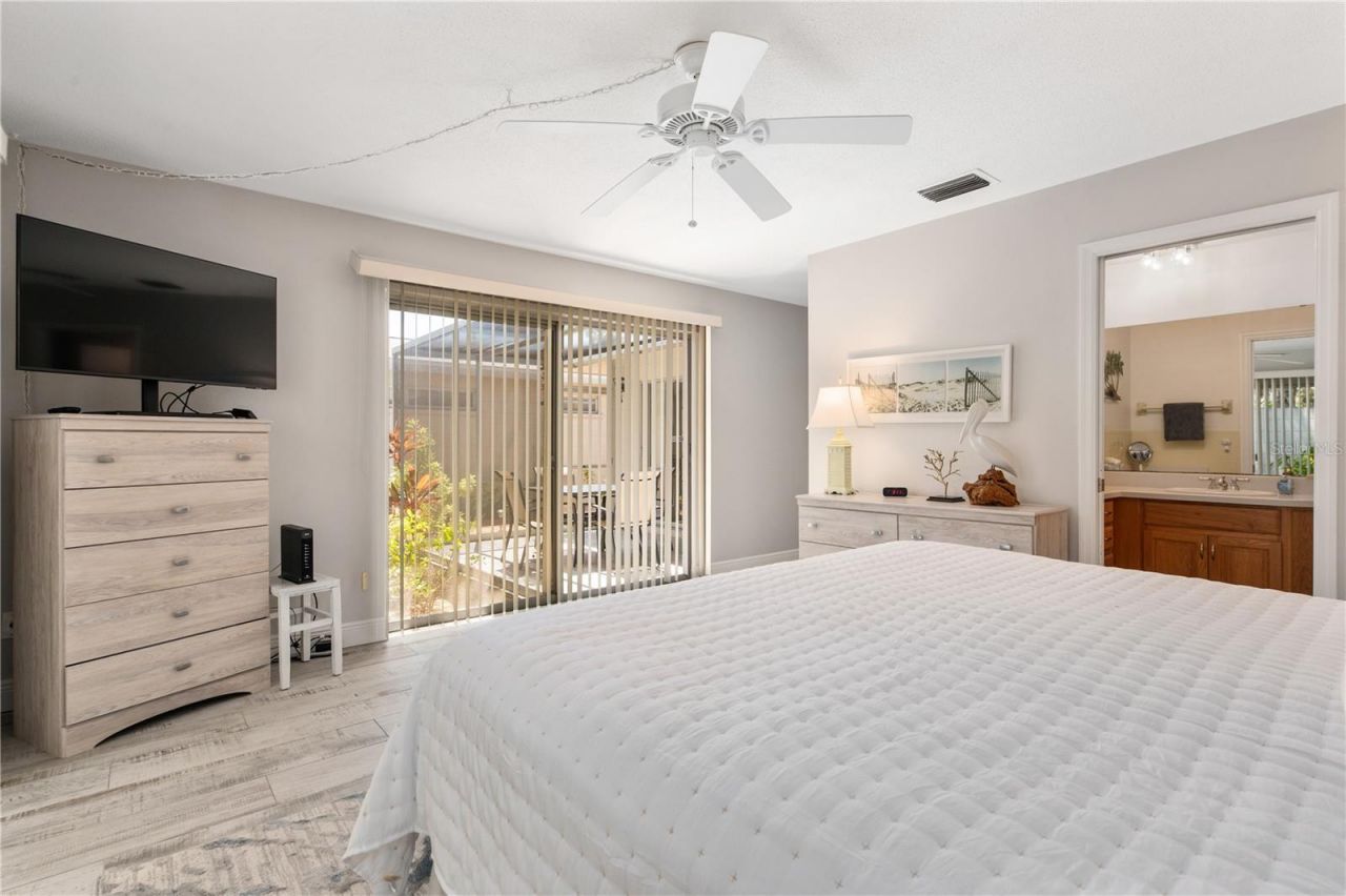 6005 Midnight Pass Road, Unit S4, Sarasota, FL 34242 Photo
