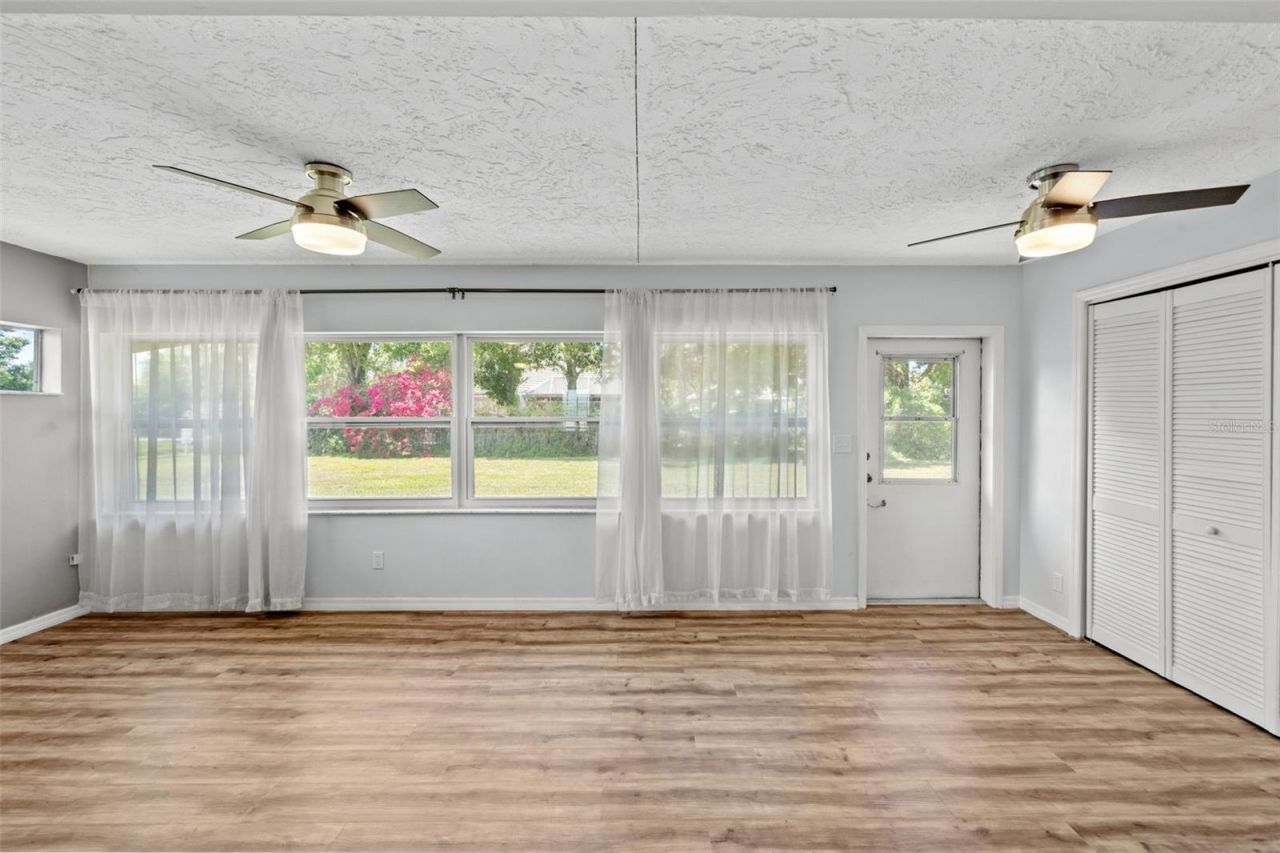 7082 W Country Club Drive N, Unit 7082, Sarasota, FL 34243 Photo