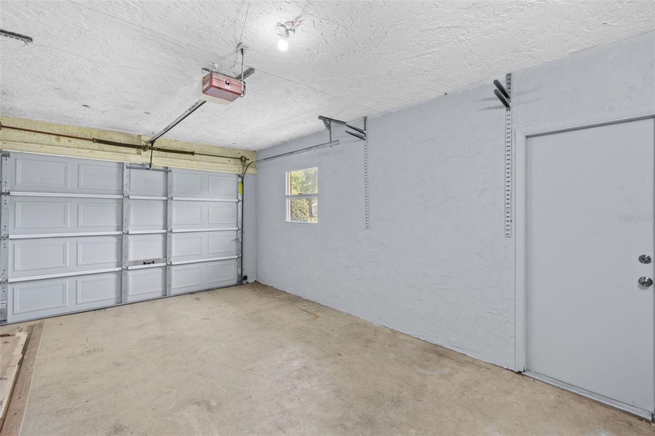 7082 W Country Club Drive N, Unit 7082, Sarasota, FL 34243 Photo