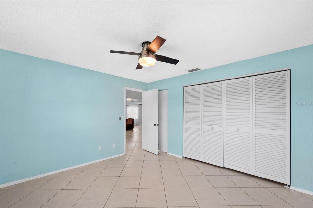 7082 W Country Club Drive N, Unit 7082, Sarasota, FL 34243 Photo