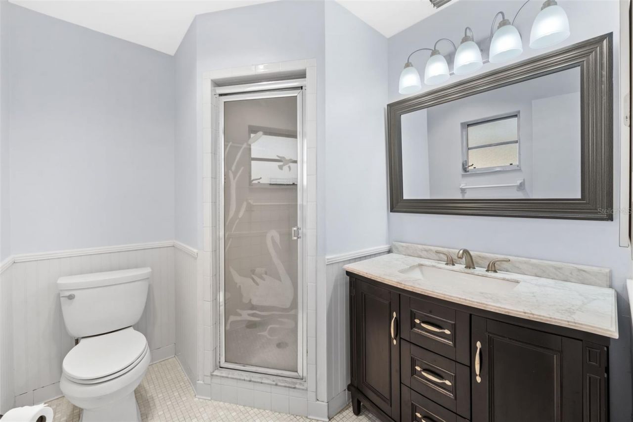 7082 W Country Club Drive N, Unit 7082, Sarasota, FL 34243 Photo