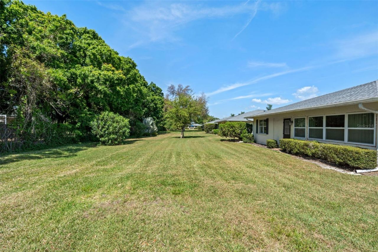 7082 W Country Club Drive N, Unit 7082, Sarasota, FL 34243 Photo