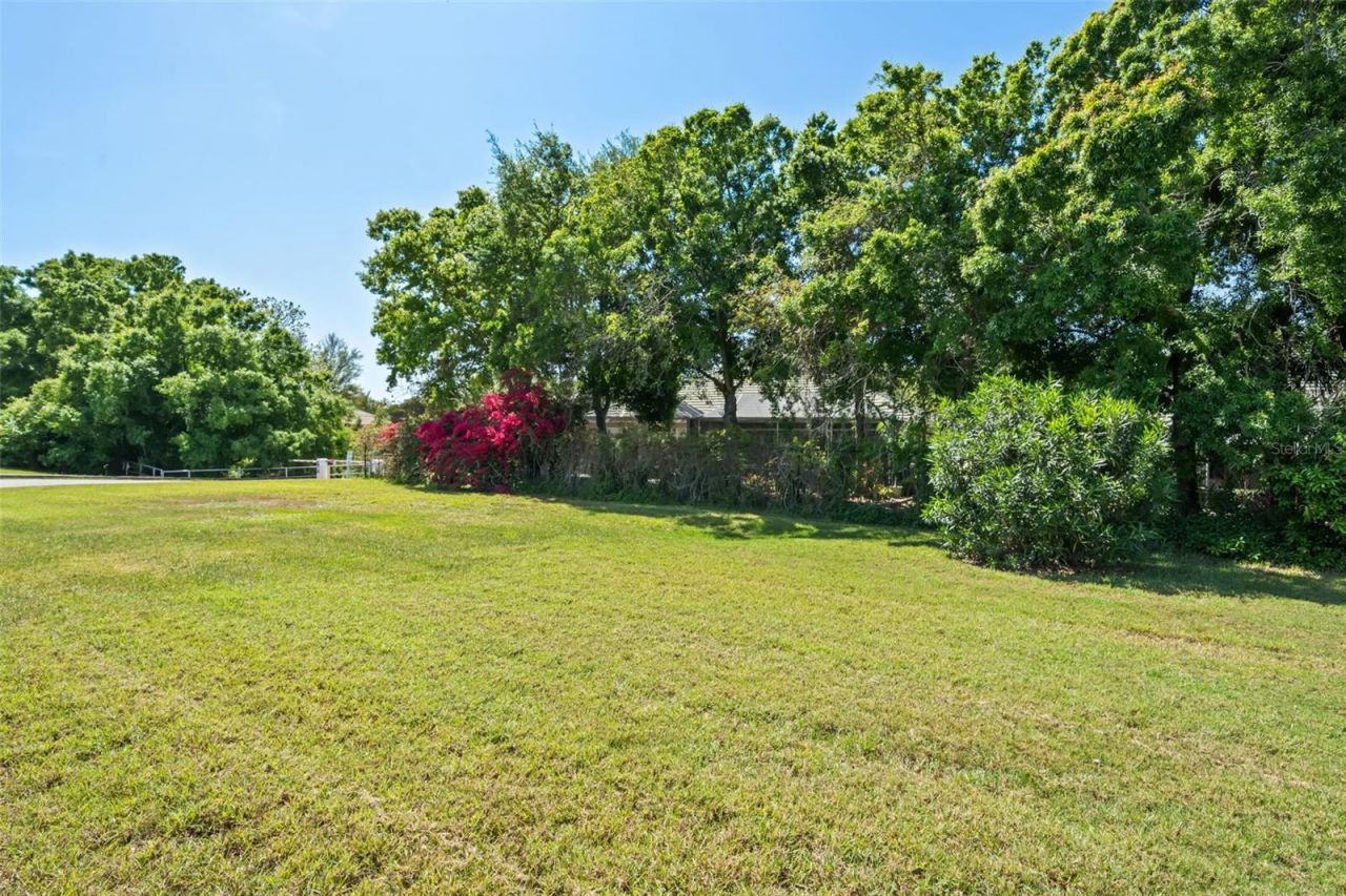 7082 W Country Club Drive N, Unit 7082, Sarasota, FL 34243 Photo