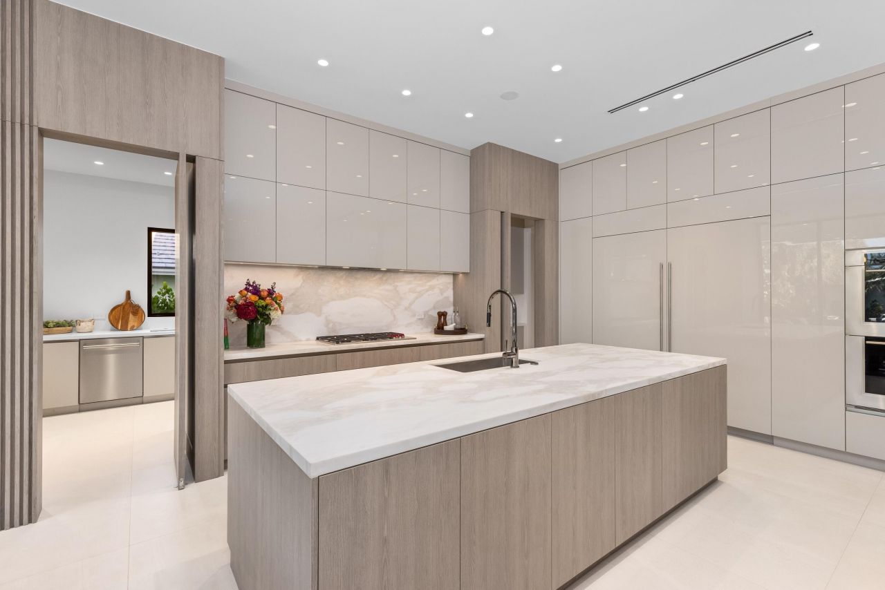 541 Golden Harbour Drive, Boca Raton, FL 33432 Photo