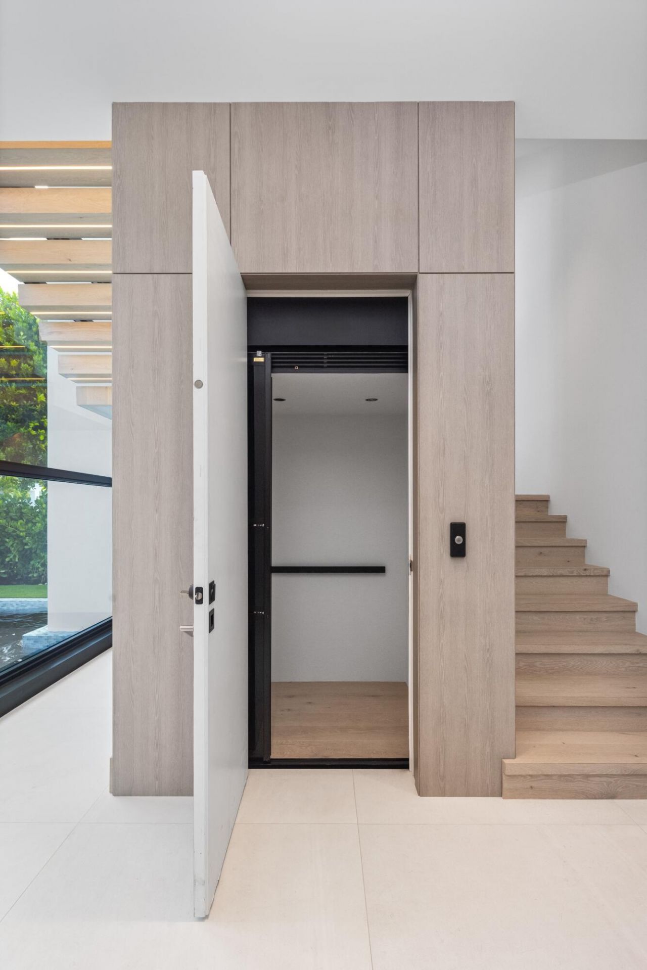 541 Golden Harbour Drive, Boca Raton, FL 33432 Photo