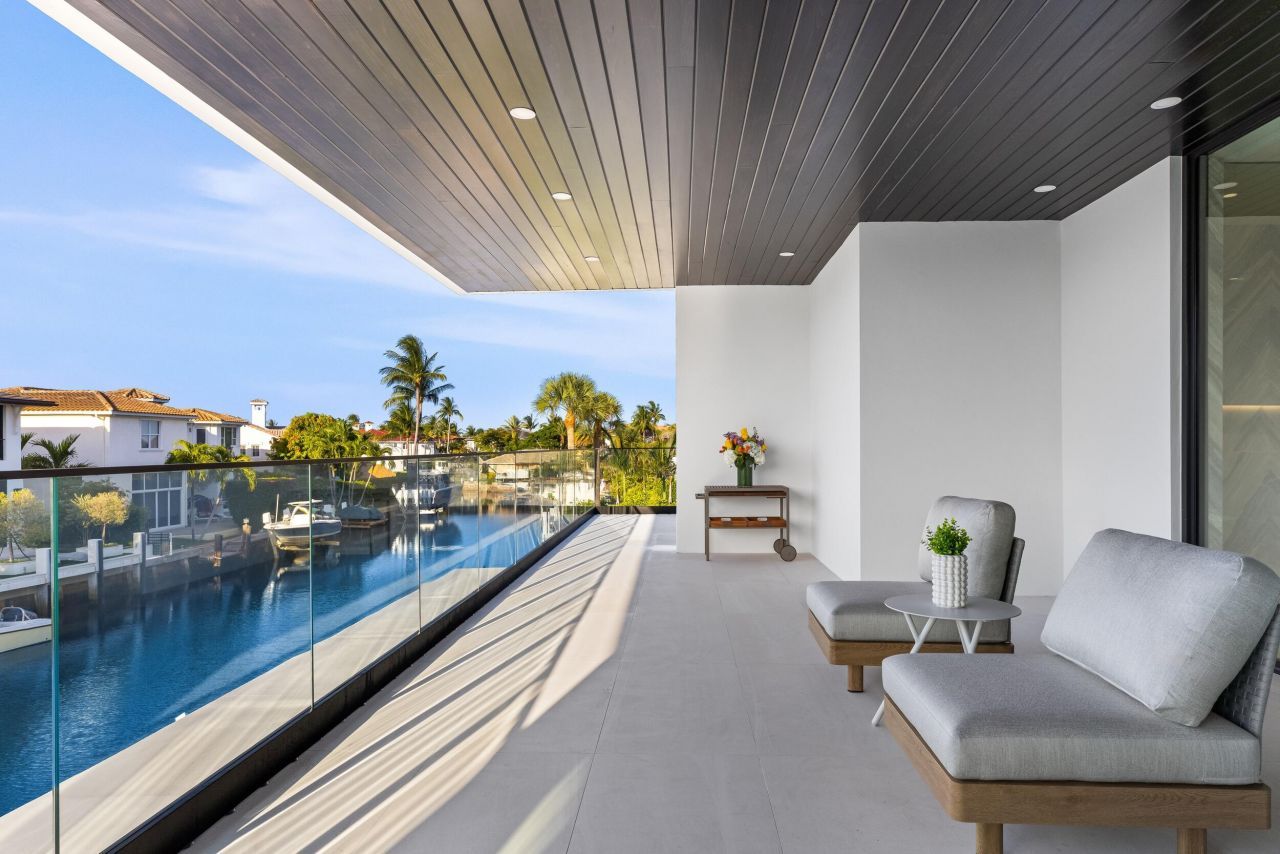 541 Golden Harbour Drive, Boca Raton, FL 33432 Photo