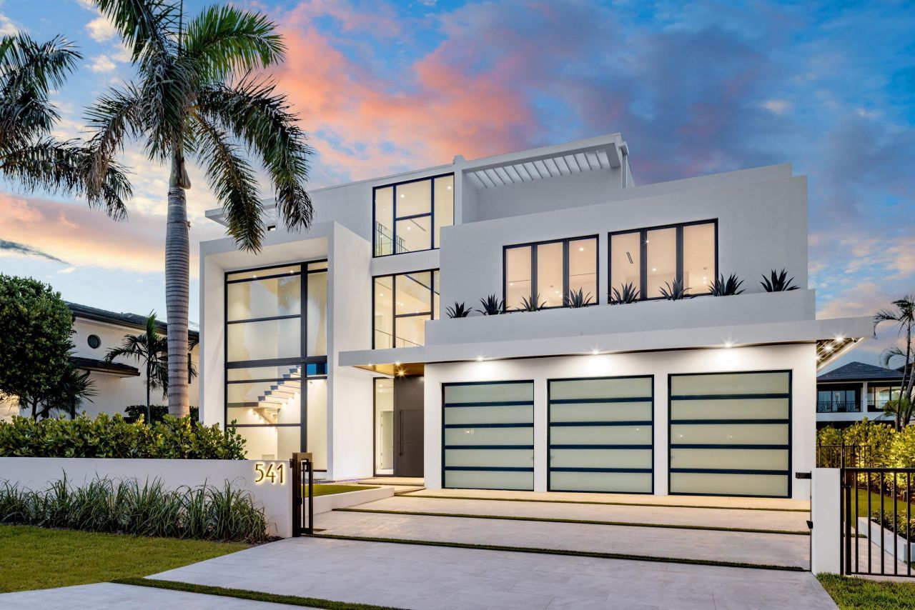 541 Golden Harbour Drive, Boca Raton, FL 33432 Photo