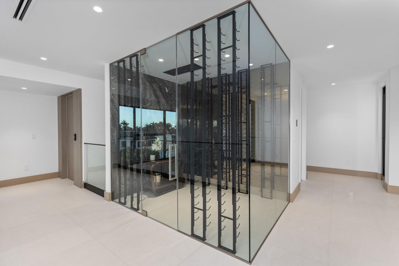 541 Golden Harbour Drive, Boca Raton, FL 33432 Photo