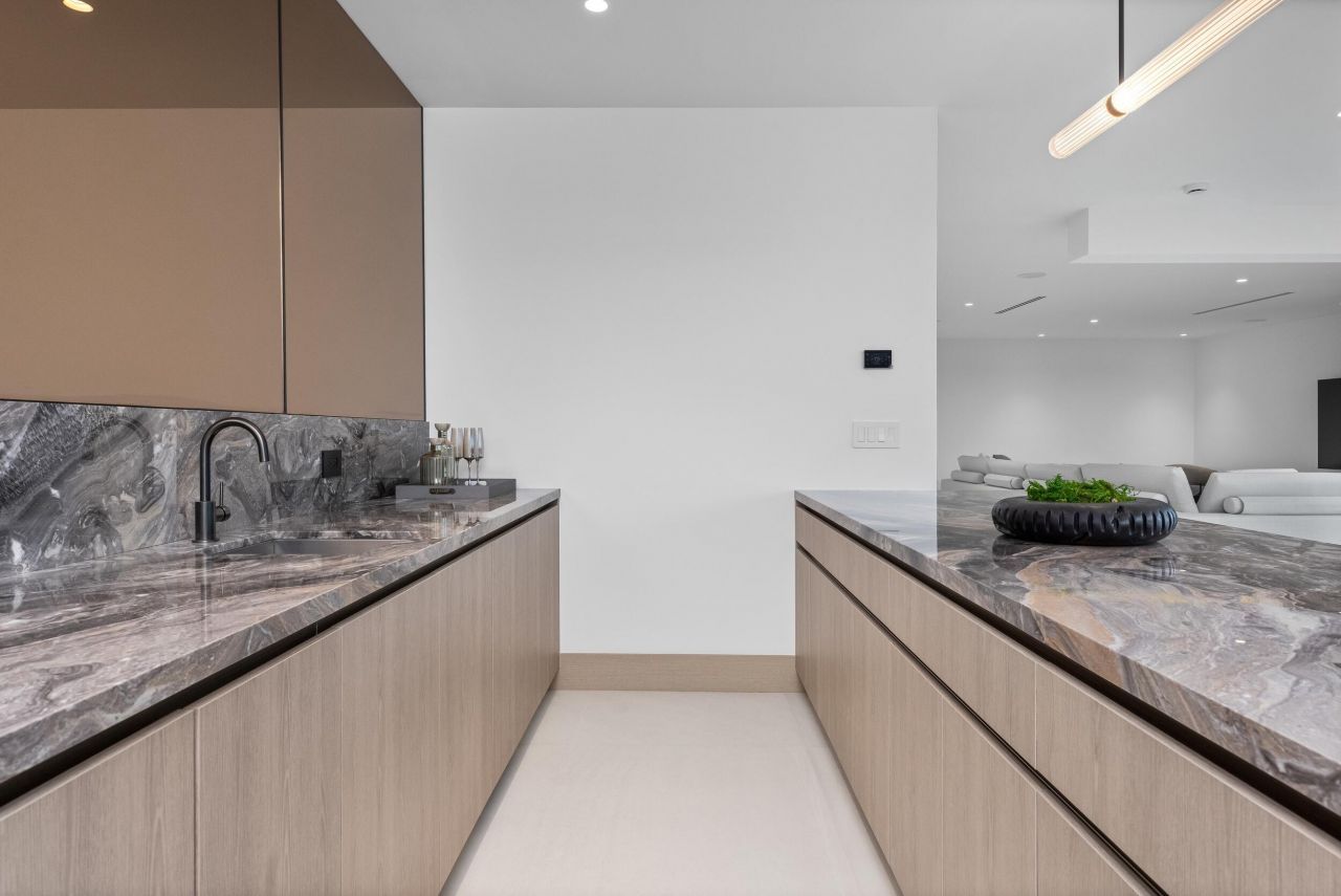 541 Golden Harbour Drive, Boca Raton, FL 33432 Photo