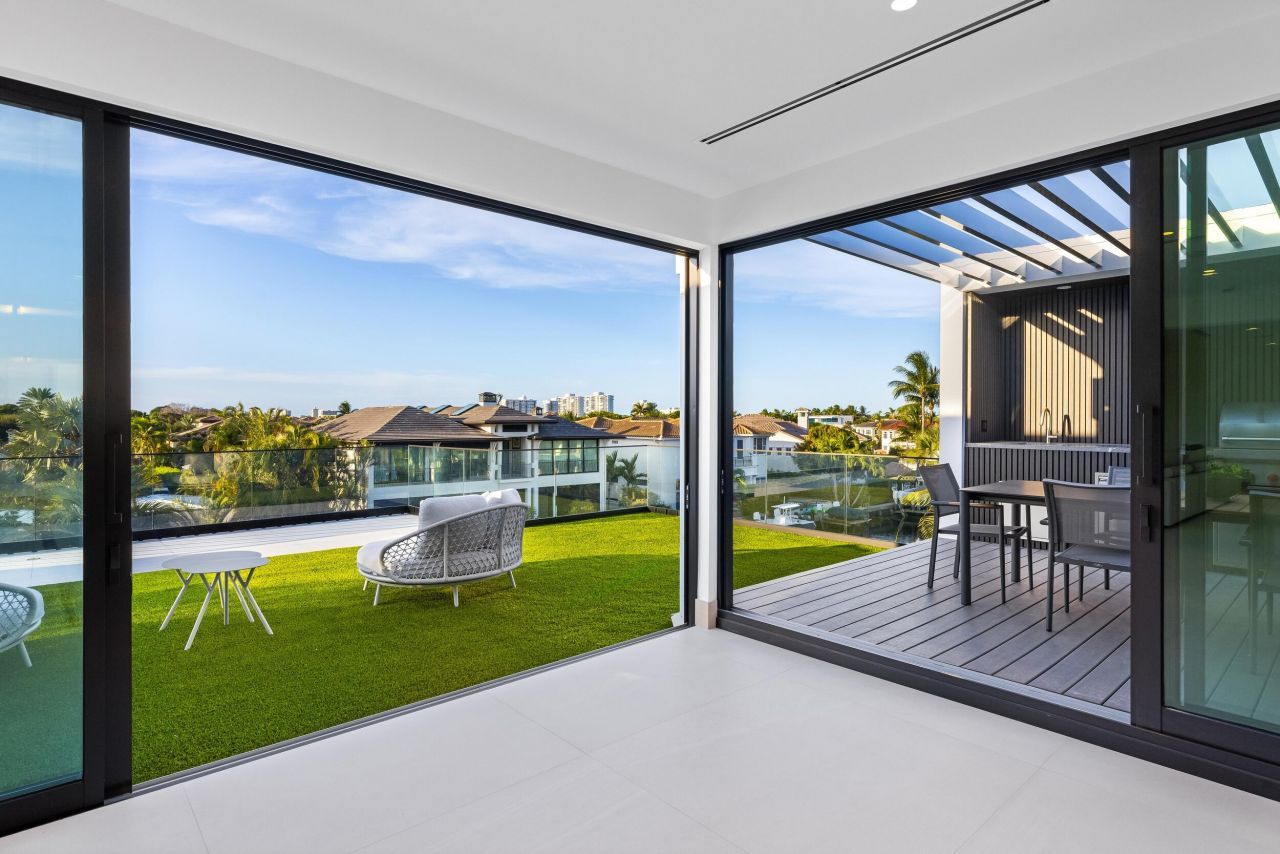 541 Golden Harbour Drive, Boca Raton, FL 33432 Photo