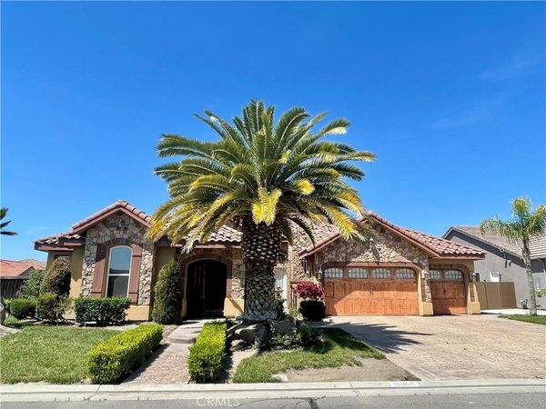 16052 W Middleton Avenue, Kerman, CA 93630