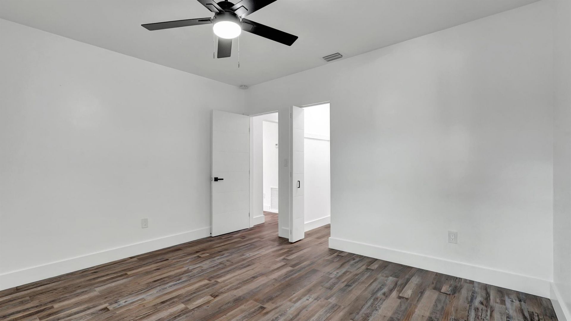 11 NW 117th Street, Miami, FL 33168 Photo