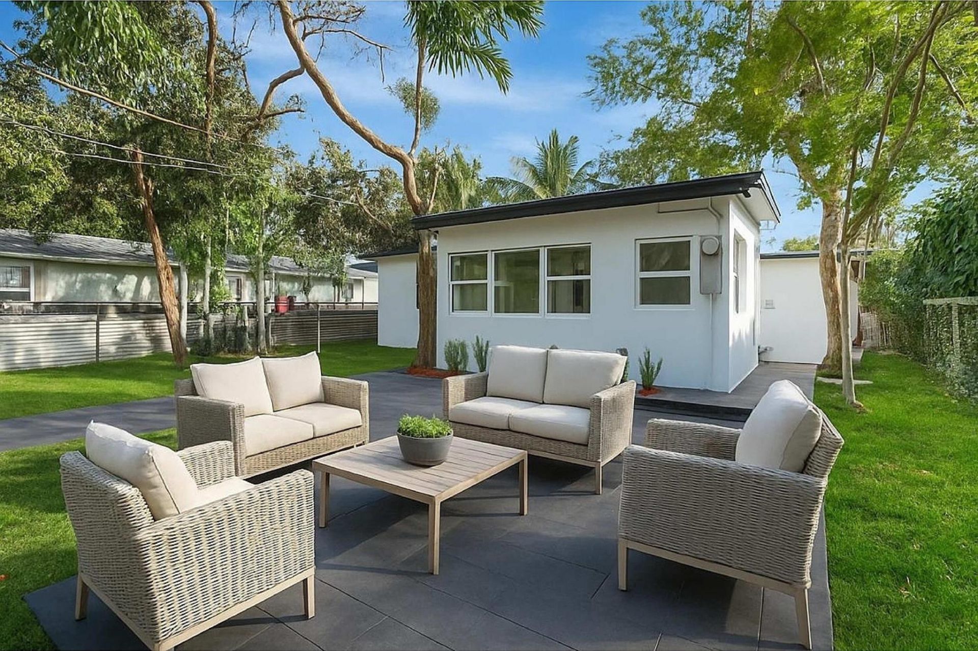 11 NW 117th Street, Miami, FL 33168 Photo