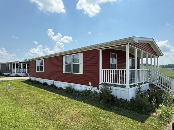 121 RT 21 MHP, Carmichaels, PA 15320
