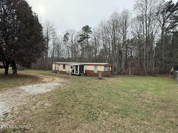 1014 Kennedy Rd, Jamestown, TN 38556