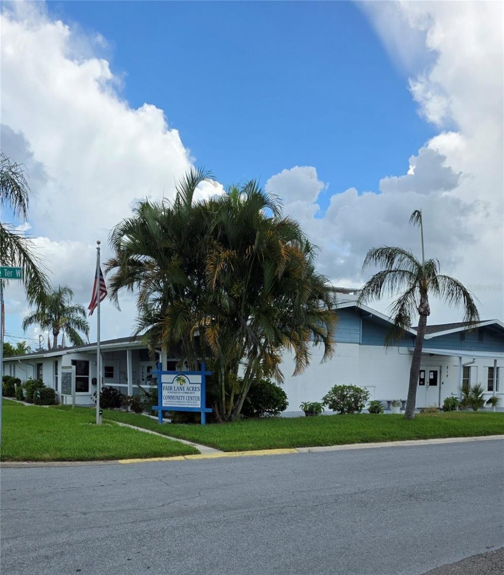 1109 49th Avenue Drive W, Bradenton, FL 34207 Photo