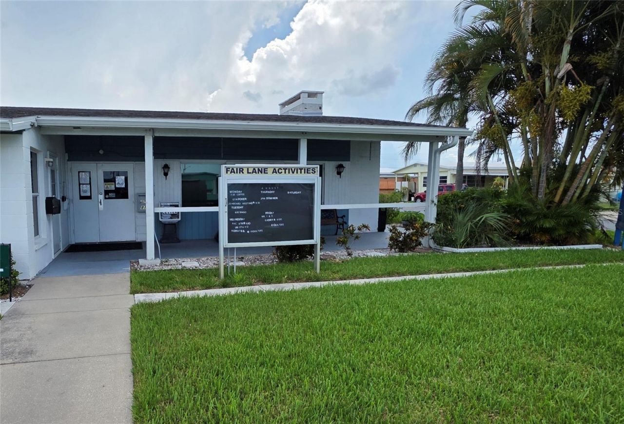 1109 49th Avenue Drive W, Bradenton, FL 34207 Photo