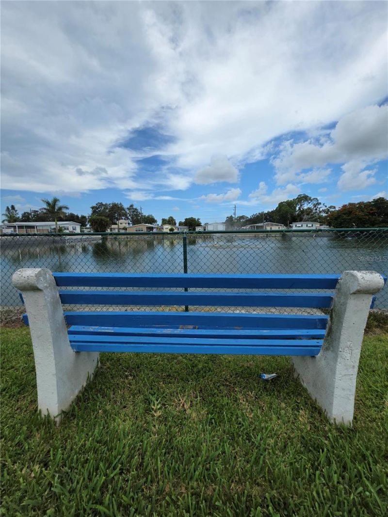 1109 49th Avenue Drive W, Bradenton, FL 34207 Photo