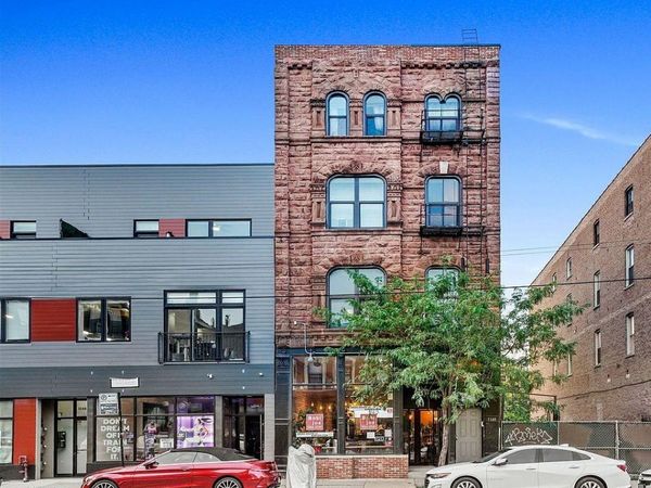 1140 W 18th Street, Chicago, IL 60608