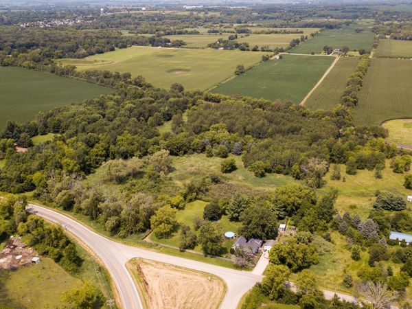 NA McGuire Road, Harvard, IL 60033