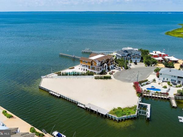 41 HOLLY DRIVE, LONG BEACH TOWNSHIP, NJ 08008