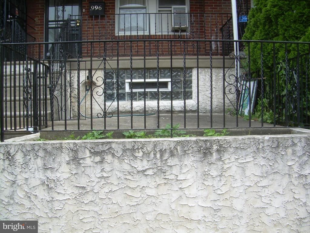 996 Anchor Street, Philadelphia, PA 19124 Main Photo