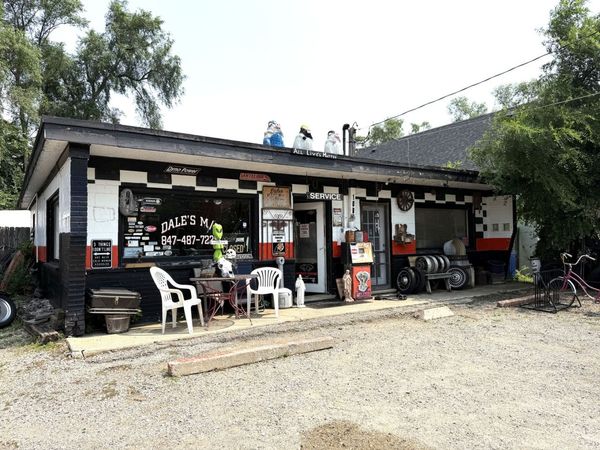 108 W State Road, Island Lake, IL 60042