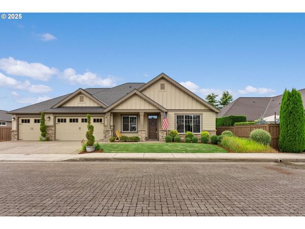 147 HAGENS CT, Creswell, OR 97426