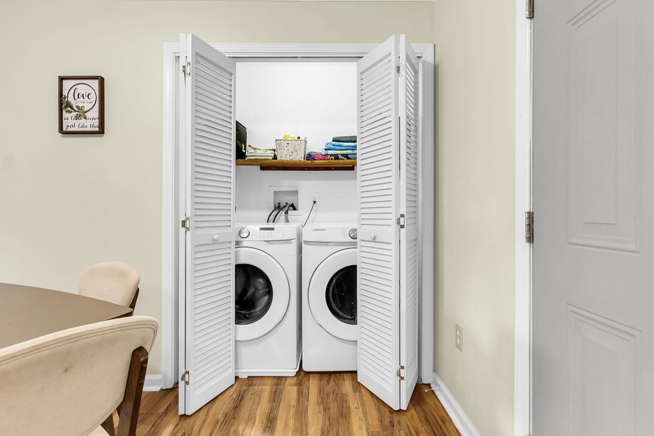 916 Hillsboro Drive Photo 31